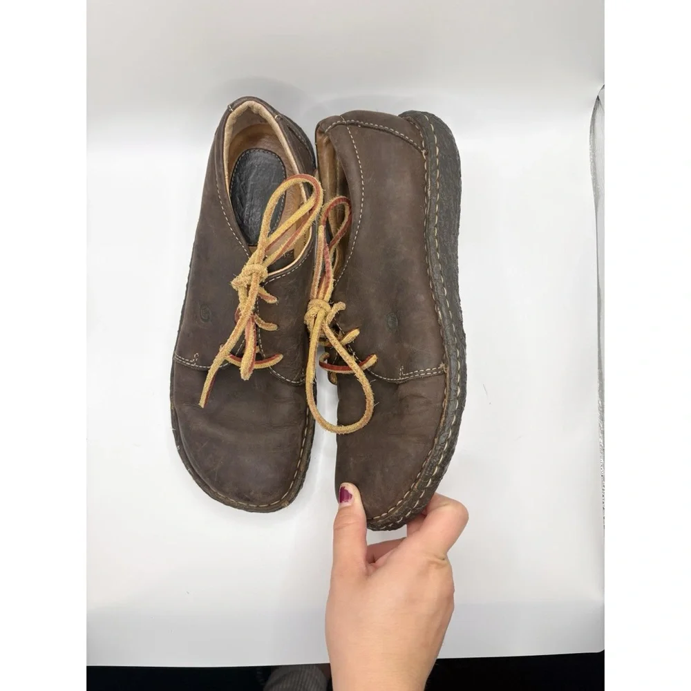 Born Chukka Brown Leather‎ Boots